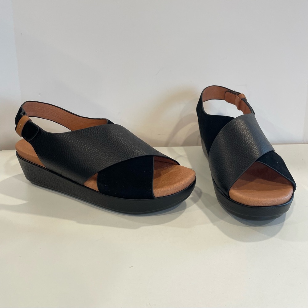 Gentle Souls Black Lori X‎ Band Comfort Sandals Crisscross Women's Size 8